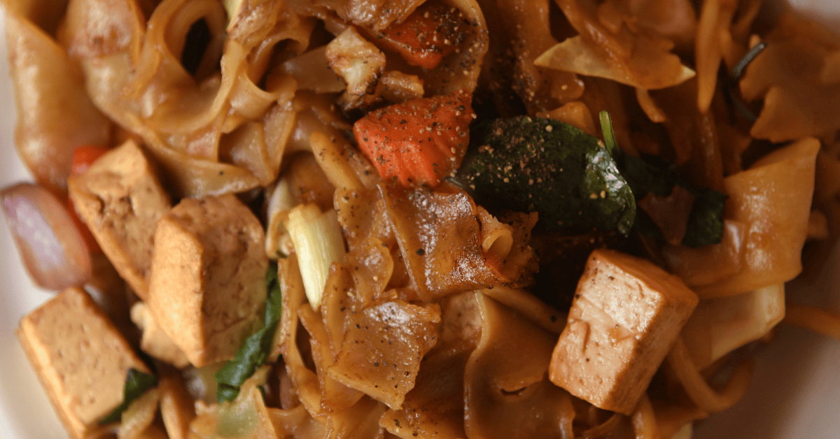 Drunken Noodles vs Pad Thai What's the Difference?